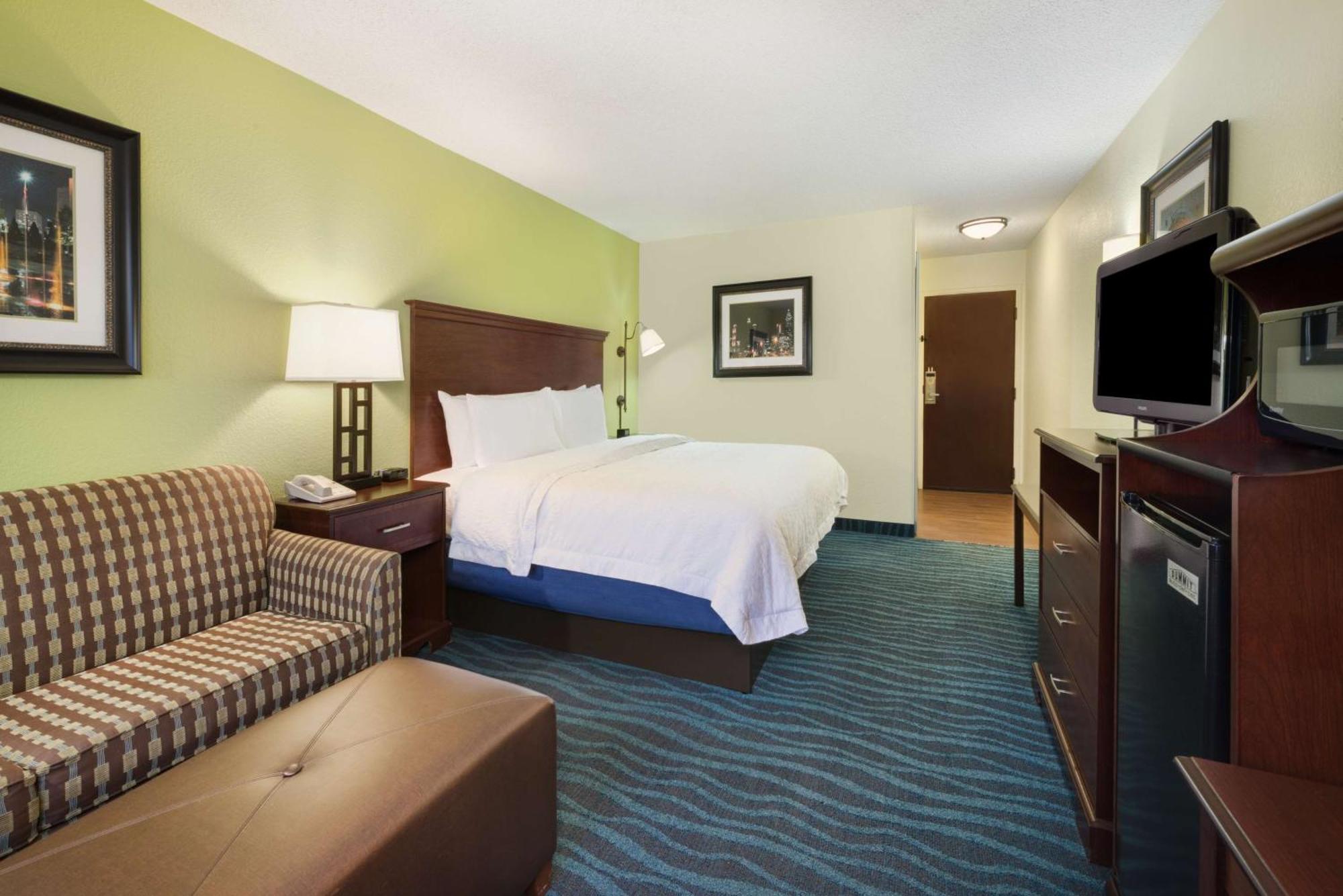Hampton Inn Atlanta Perimeter Center Sandy Springs Exterior photo
