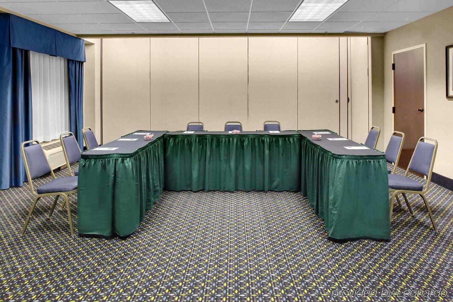 Hampton Inn Atlanta Perimeter Center Sandy Springs Business photo